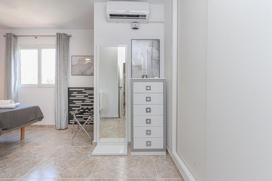 Presidential Suite Villamartin Plaza Av Brisas 67 Аликанте Экстерьер фото