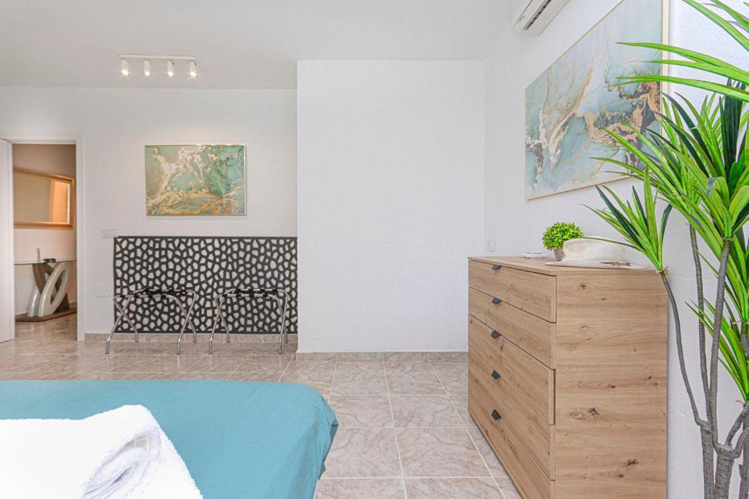 Presidential Suite Villamartin Plaza Av Brisas 67 Аликанте Экстерьер фото